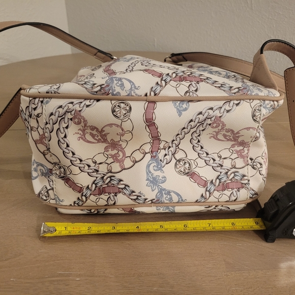 Guess Backpack - Picture 13 of 16